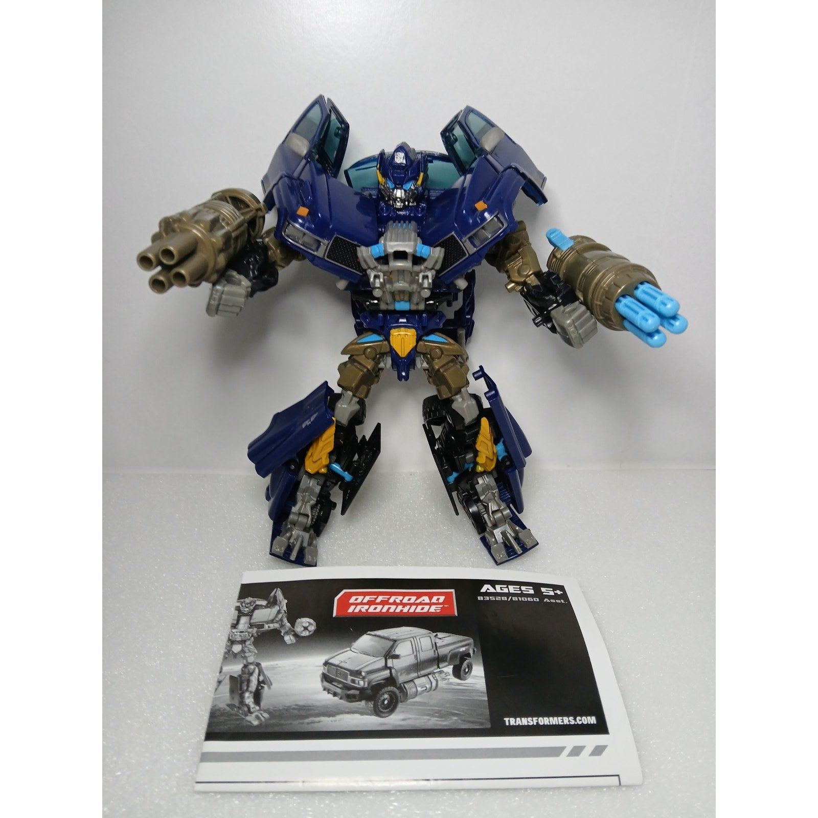 OFF ROAD IRONHIDE ALLSPARK VOYAGER TRANSFORMERS AUTOBOT FIGURE