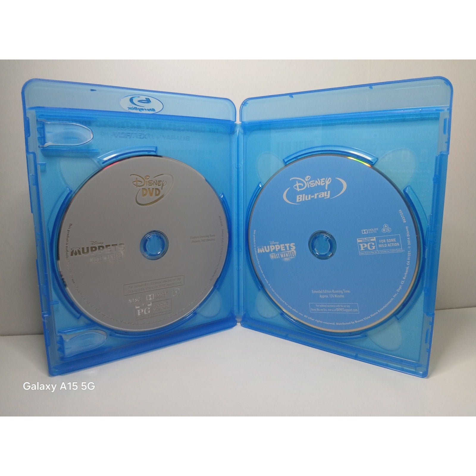 DISNEY MUPPETS MOST WANTED BLU RAY/DVD MOVIE CLEANED* TESTED WORKING
