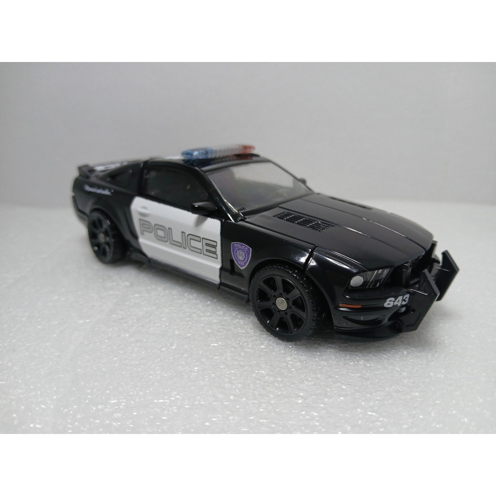 BARRICADE POLICE CAR 2007 TRANSFORMERS MOVIE DELUXE DECEPTICON FIGURE