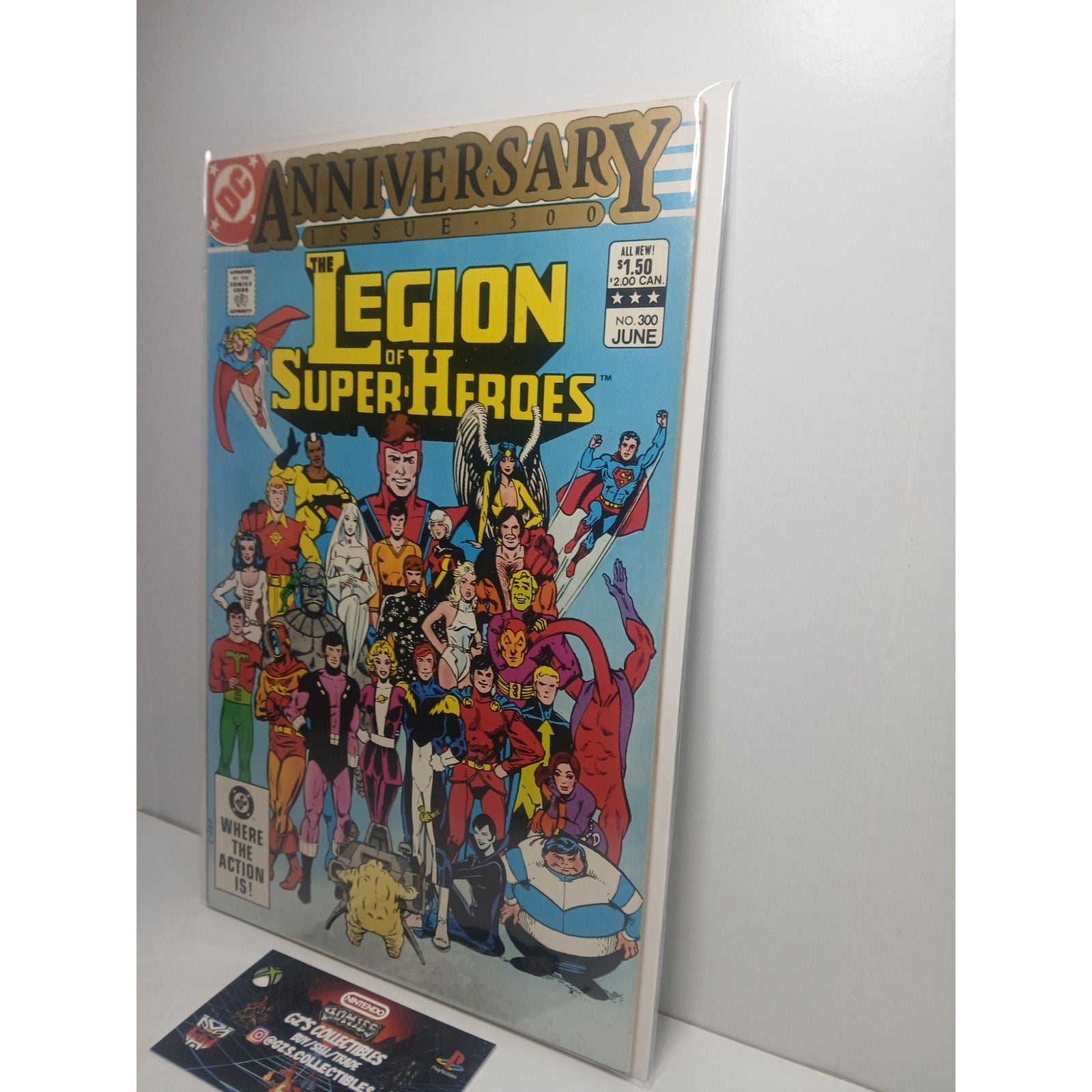 LEGION OF SUPERHEROES #300 1983 DC COMICS NEW BAG/BOARD