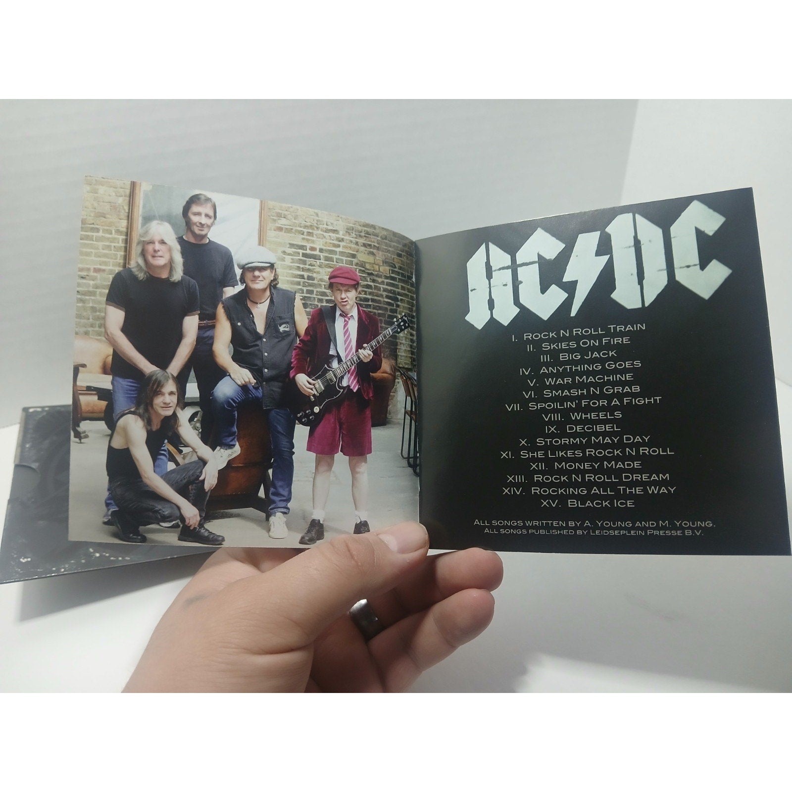 AC/DC Black Ice Digipak CD (Oct-2008, Columbia) Used Tested