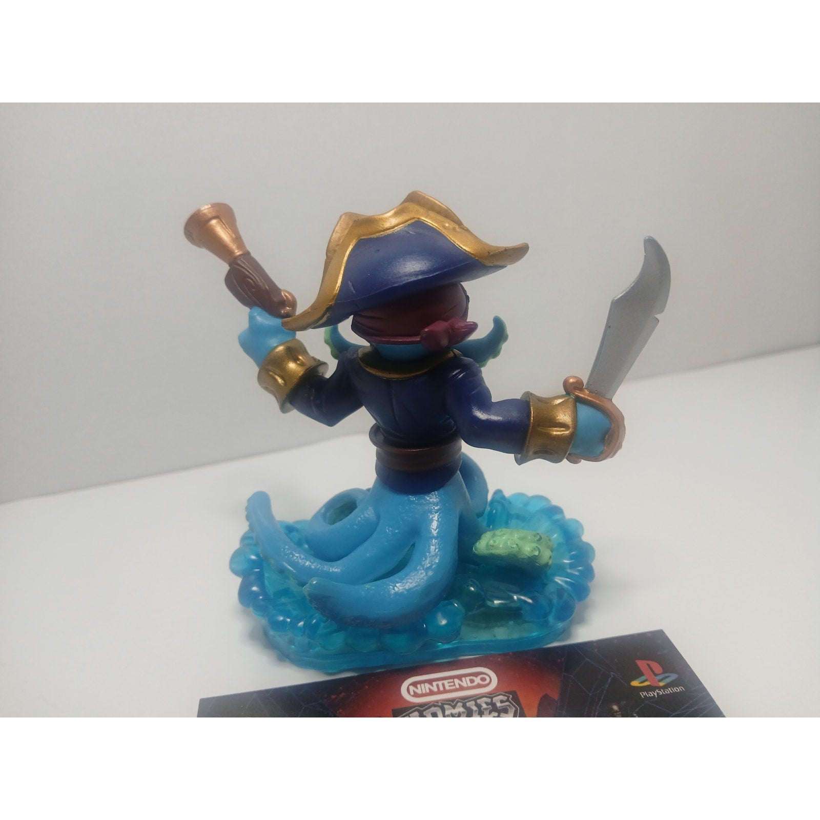WASH BUCKLER SKYLANDERS SWAP FORCE FIGURE ACTIVISION USED GOOD
