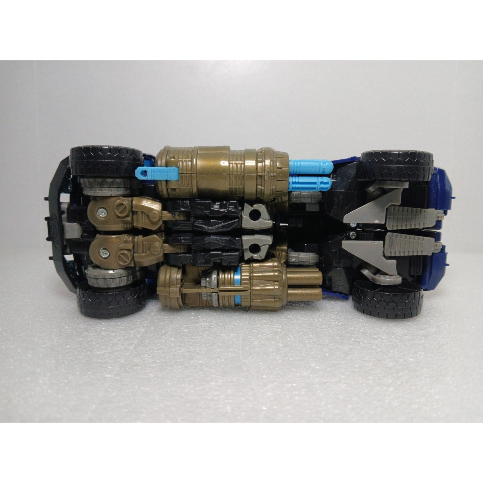 OFF ROAD IRONHIDE ALLSPARK VOYAGER TRANSFORMERS AUTOBOT FIGURE