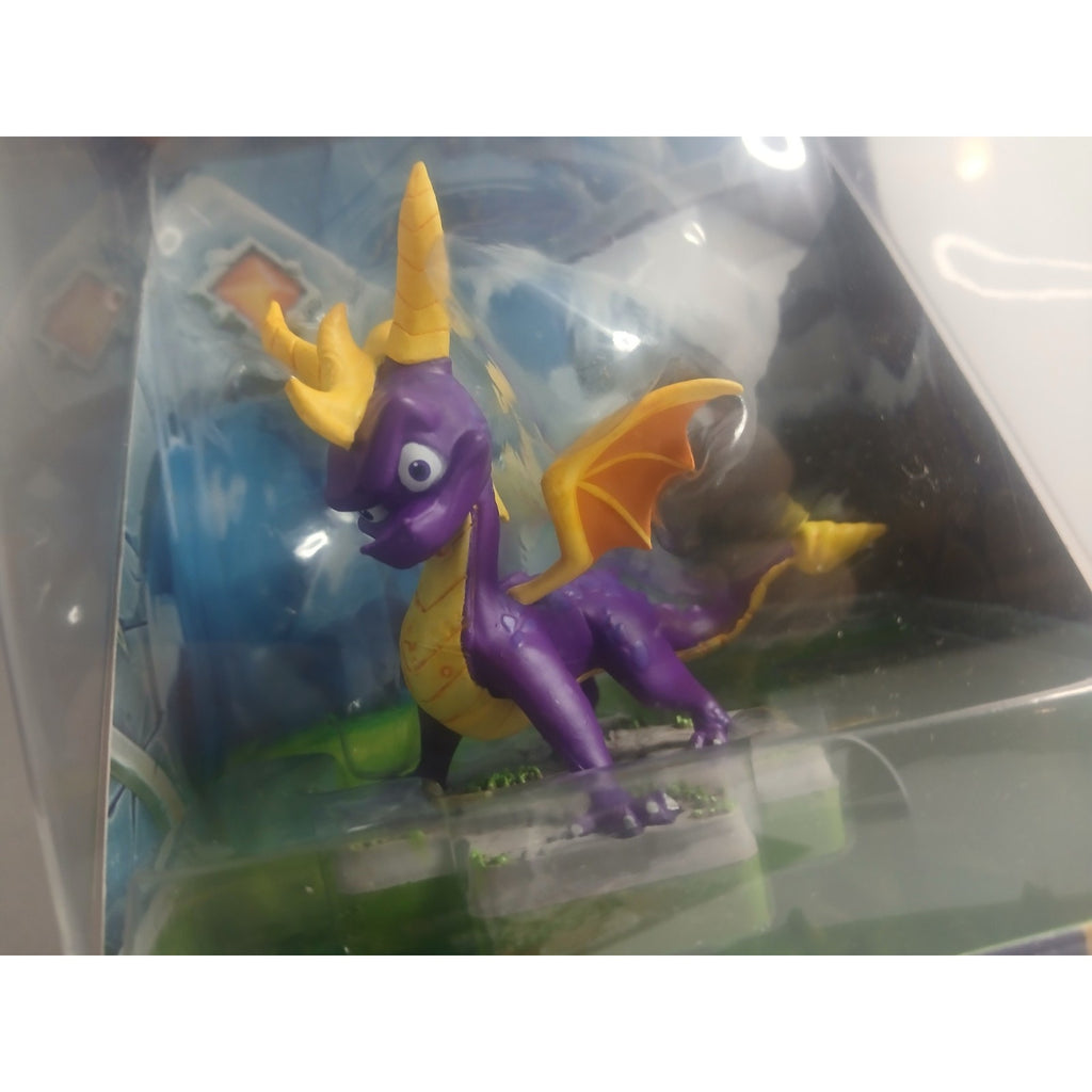 ✅ TOTAKU FIRST EDITION SPYRO THE DRAGON #33 FIGURE TARGET NEW IN BOX SEALED