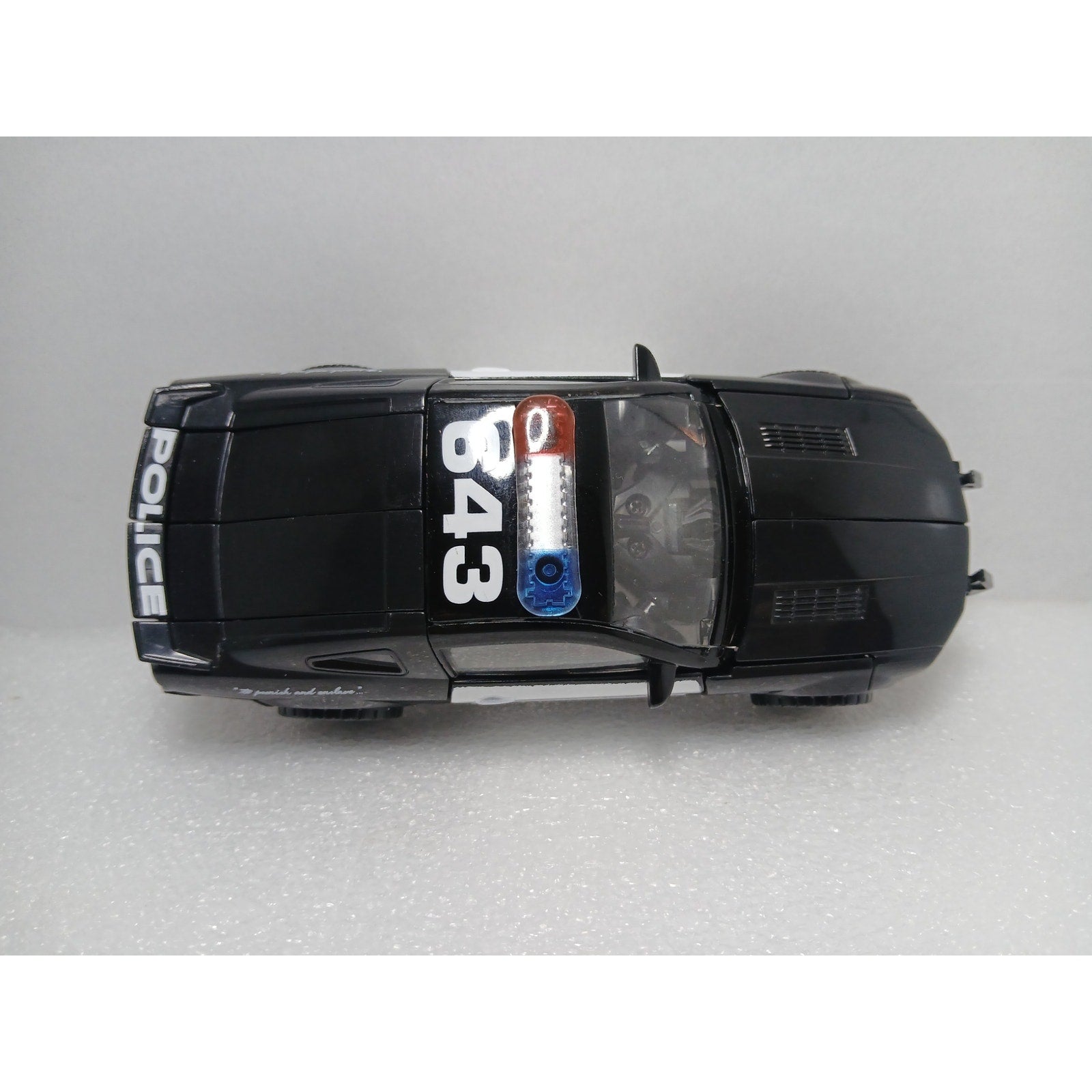 BARRICADE POLICE CAR 2007 TRANSFORMERS MOVIE DELUXE DECEPTICON FIGURE