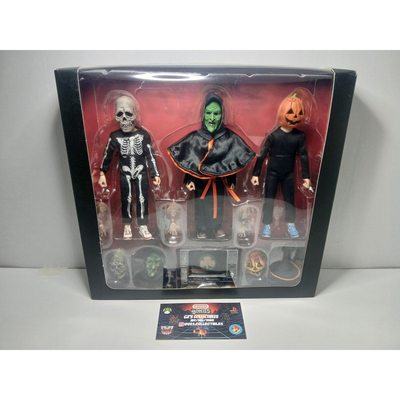 NECA SEASON OF THE WITCH 3 TRICK OR TREATERS SET NEW SEALED