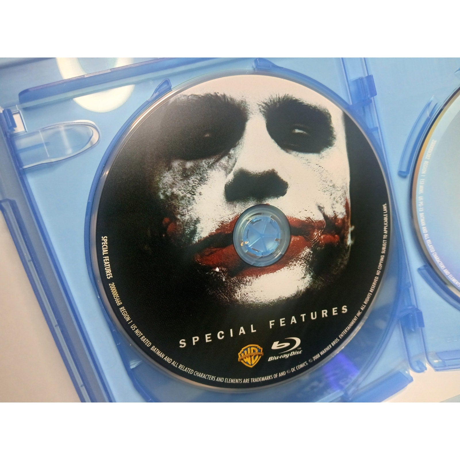 BATMAN THE DARK KNIGHT 3 DISC BLU RAY/DVD/DIGITAL MOVIE CLEANED* TESTED WORKING