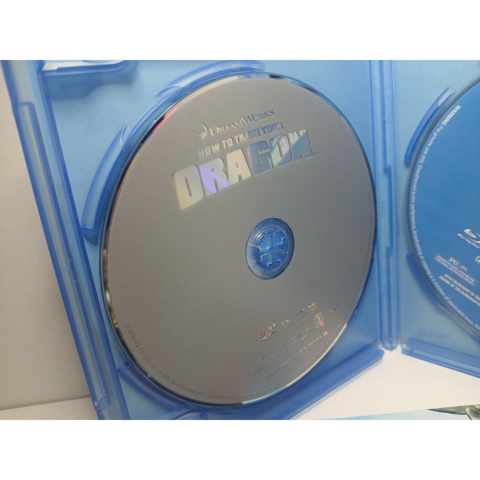 HOW TO TRAIN YOUR DRAGON ON  BLU RAY/DVD MOVIE CLEANED* TESTED WORKING