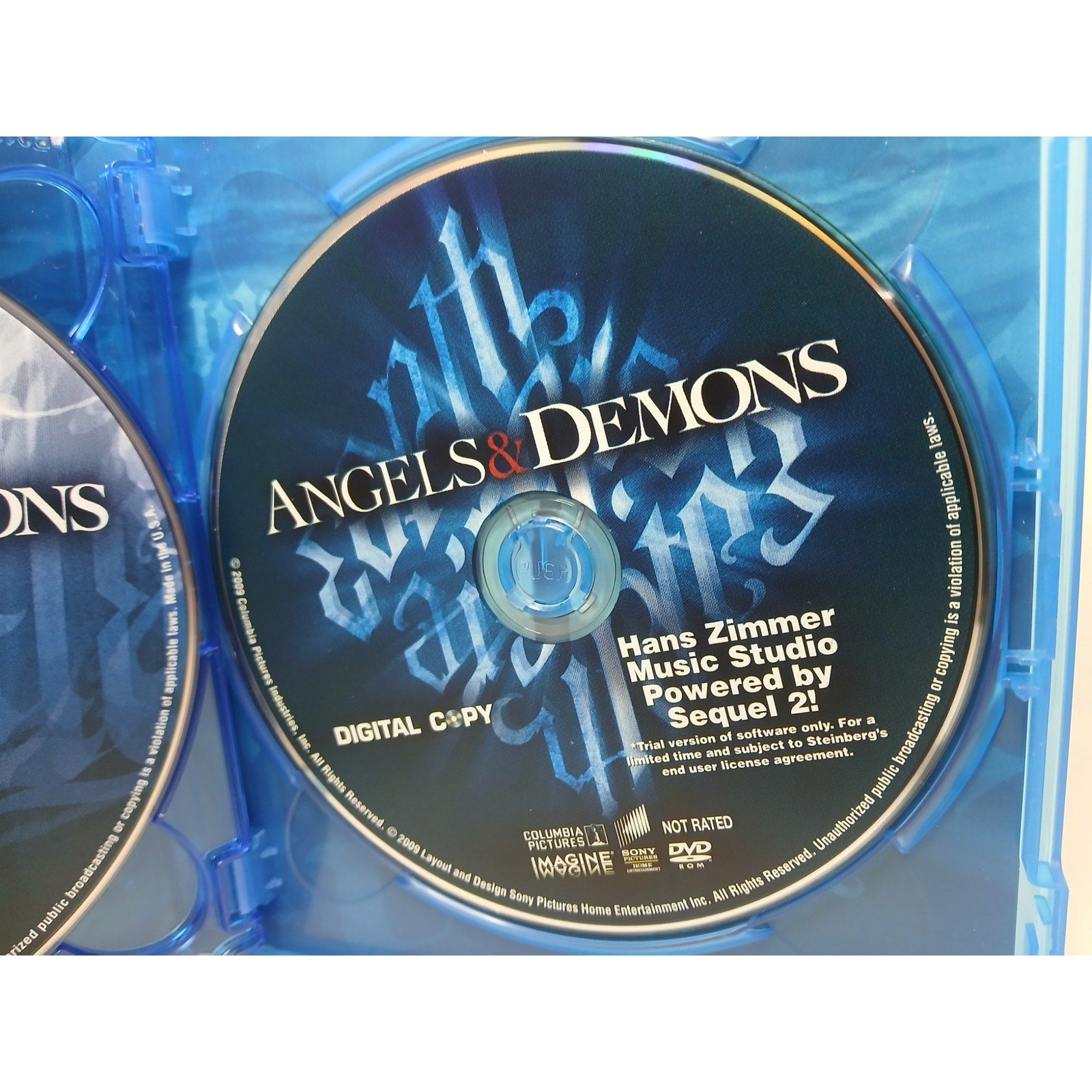 ANGELS AND DEMONS TOM HANKS 3 DISC BLU RAY/DIGITAL MOVIE CLEANED* TESTED WORKING